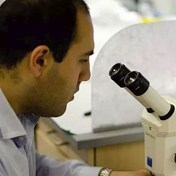 Dr. Vagan Tapaltsyan PHD in the Lab